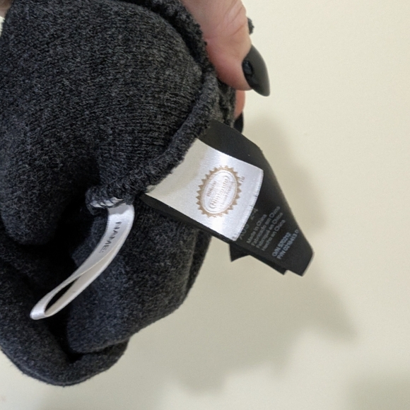 Kids H&M Mario Star Beanie - Gray and Yellow - Picture 4 of 5